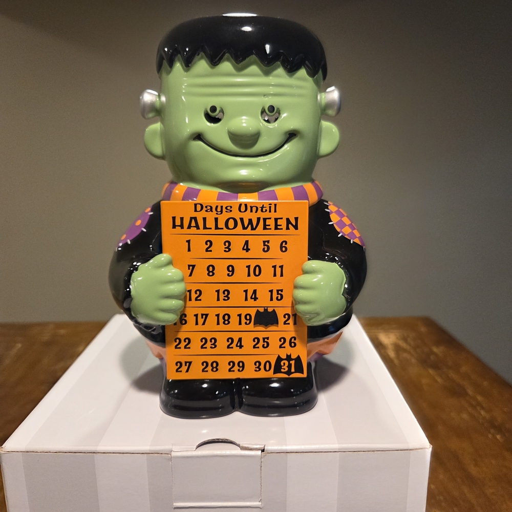 Scentsy Frankenstein Halloween Countdown Warmer